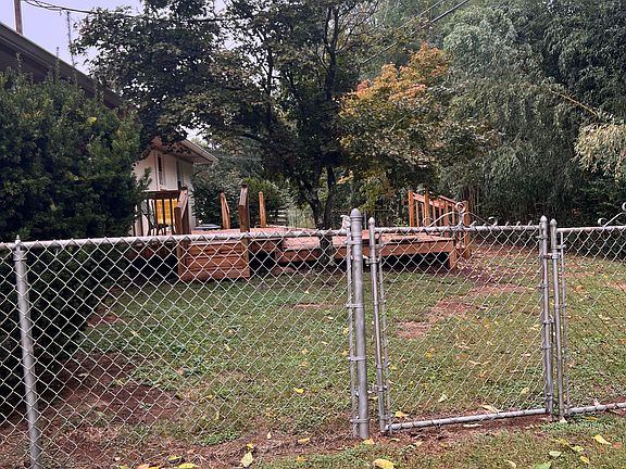 4th image of 3514 Mellinocket Ct