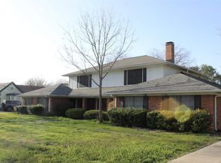 535 W Prairie Lea St, Lockhart, TX 78644