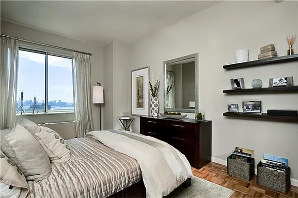 Rented by Roseland Property | media 23