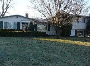 2815 Woodstock Rd, Columbus, OH 43221