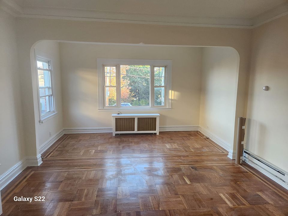 1st image of 153 Vernon Ave #1