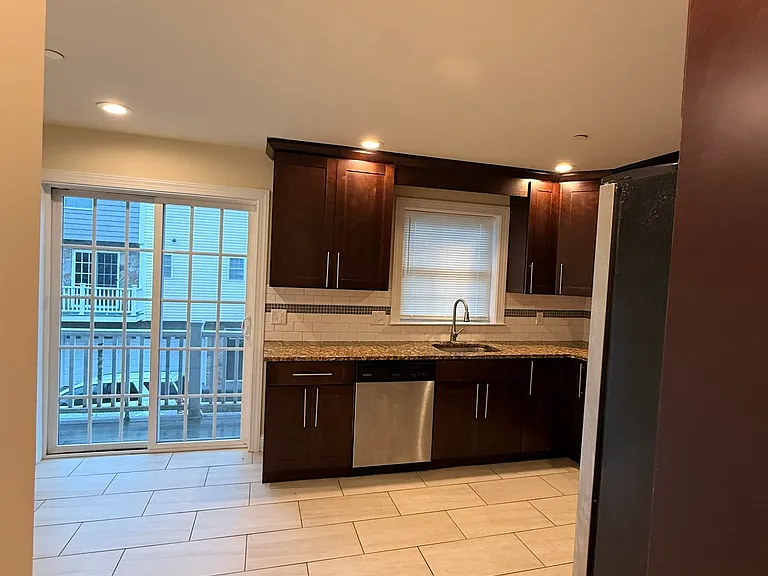 90 Ludlow St #2 — Photo 11