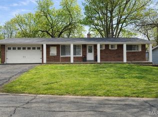 713 Plaza Dr, O'Fallon, MO 63366