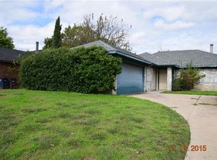2904 Country Creek Ln, Fort Worth, TX 76123