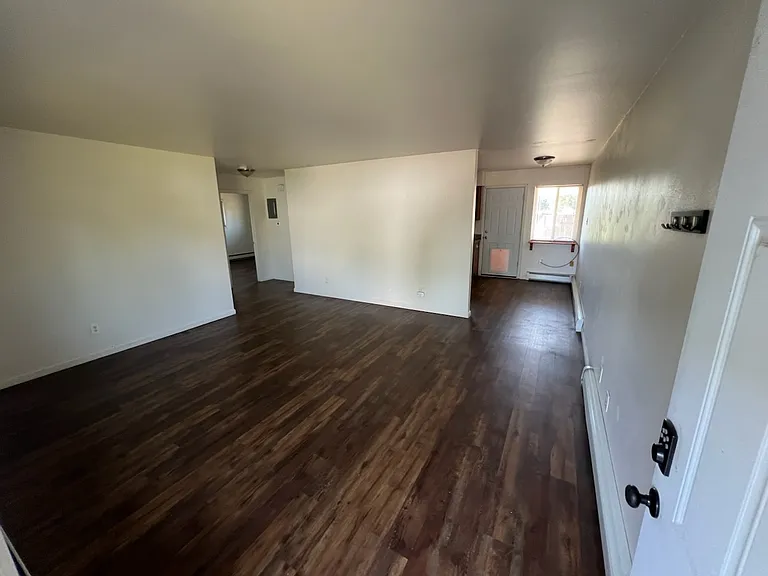 3129 E Locust St — Photo 13