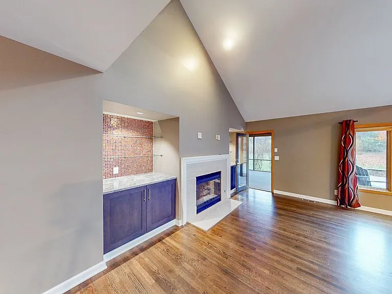 5790 Rushwood Dr — Photo 25