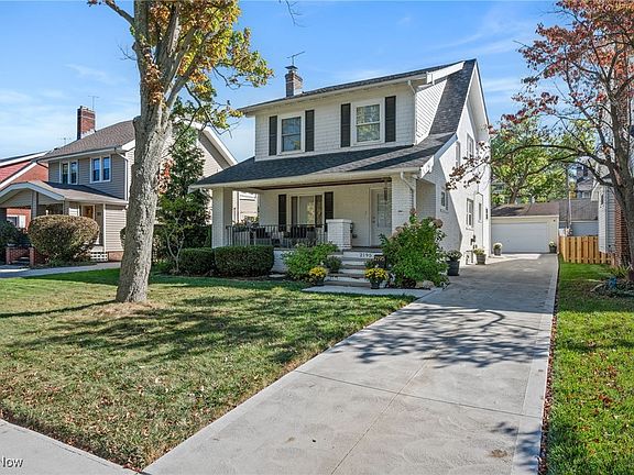 3rd image of 2195 Niagara Dr