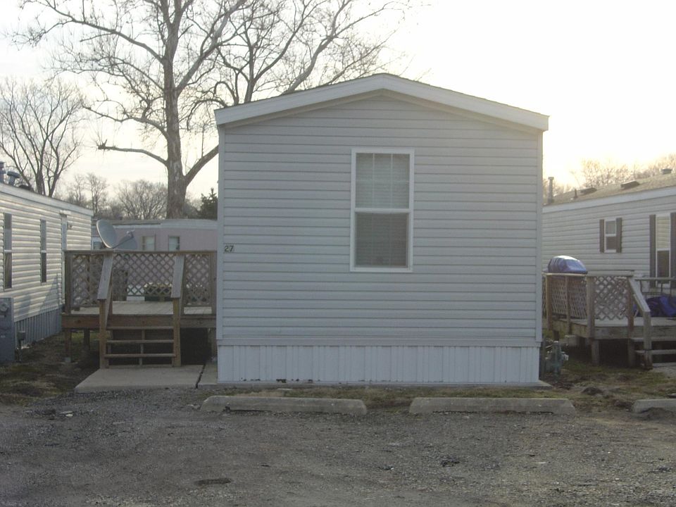 1st image of 177 N Center St #27