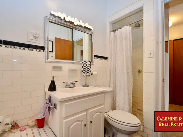 2151 East 1st Street image 10 of 34