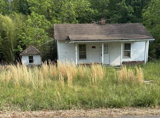 3716 Case Knife Rd, Pulaski, VA 24301