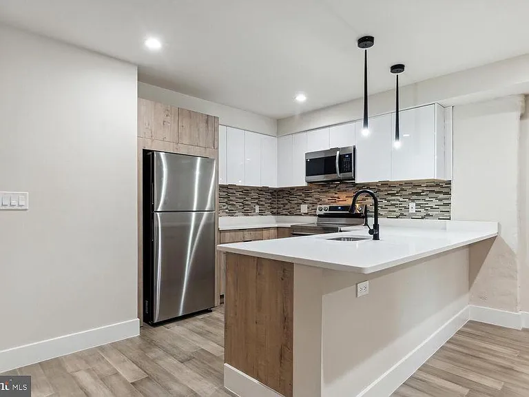 122 Randolph Pl NW #1 — Photo 5