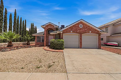 1936 Desert Sun Dr Photo 1