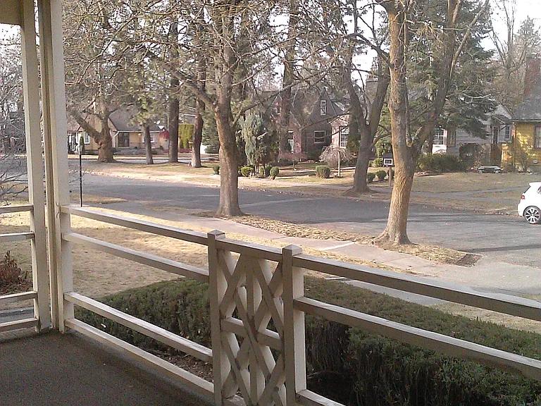517 W 27th Ave — Photo 19