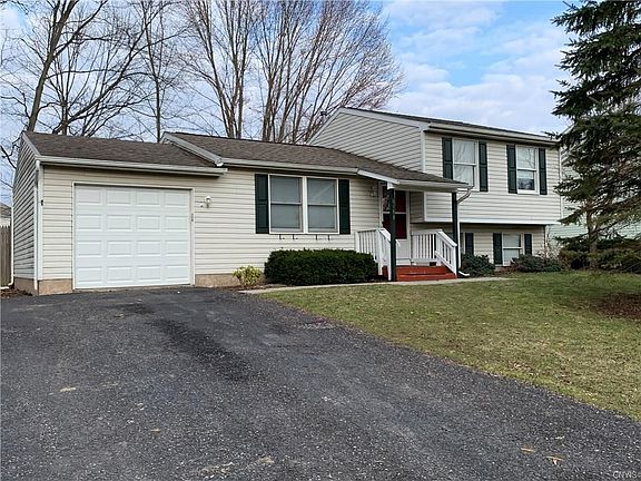 3rd image of 8188 Capricorn Dr
