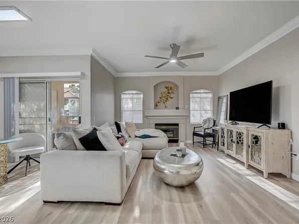 5415 W Harmon Ave Unit 1029, Las Vegas, NV 89103