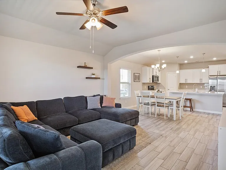 5737 Saint Charles Dr — Photo 10