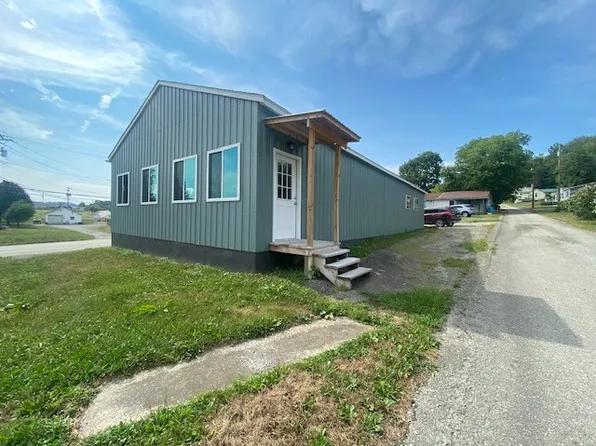 104 Paisely Church Rd, Carmichaels, PA 15320