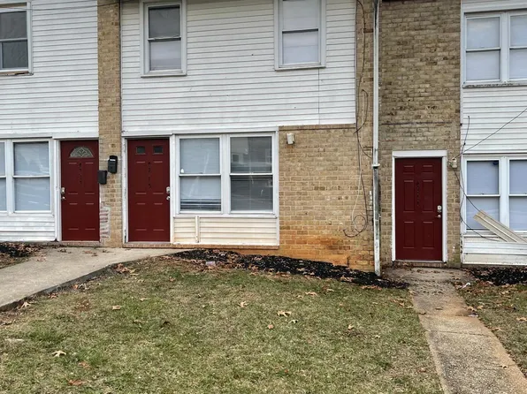 4715 Navarro Ave, Baltimore, MD 21215