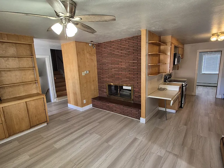 1318 Virginia St — Photo 20