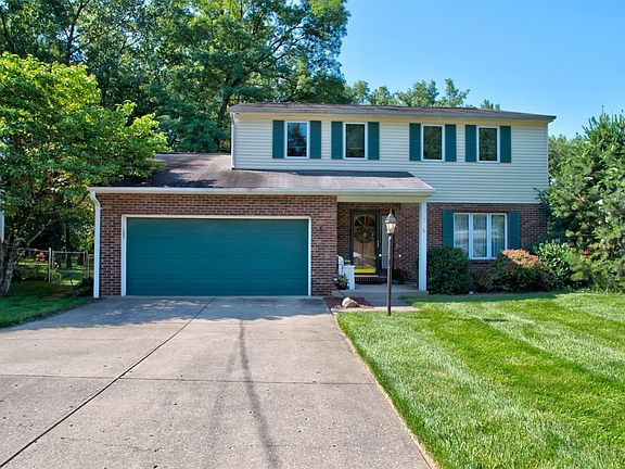 2nd image of 846 Bradford Ct