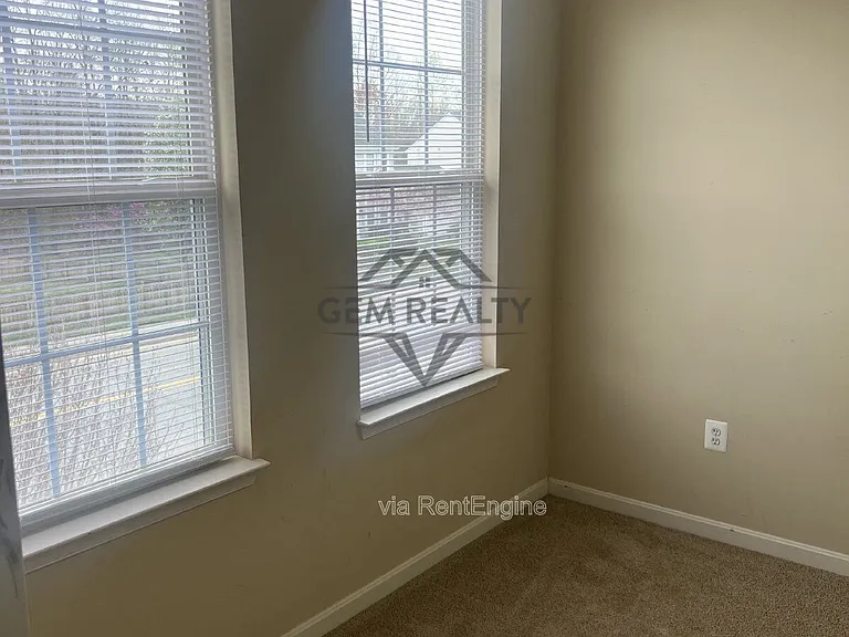 6507 Hot Spring Ln — Photo 13