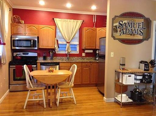 3rd image of 505 E 5th St #2