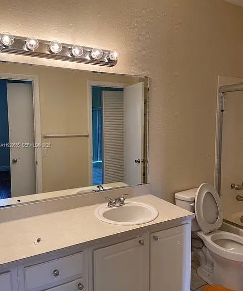 1731 NW 96th Ter #2G — Photo 7
