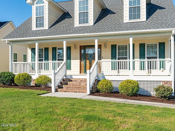 3rd image of 8012 Yellow Daisy Drive