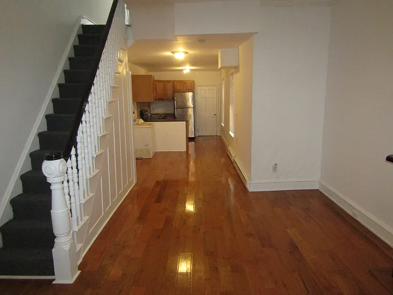 2522 W Montgomery Ave — Photo 27