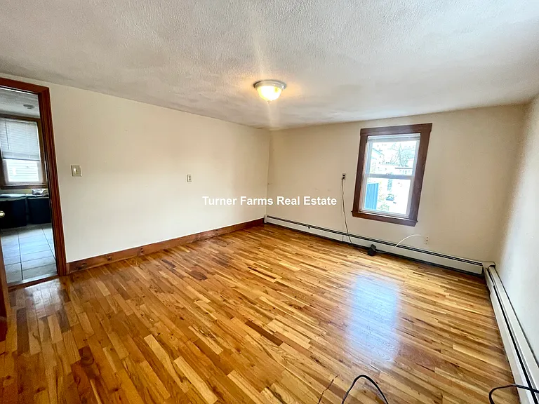 585-587 Somerville Ave #A-1 — Photo 5