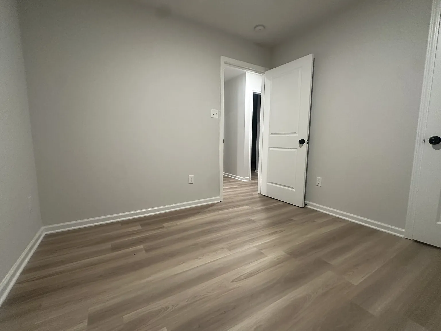 4 bed, 2.0 bath, 1220 sqft, $1,650 — Photo 4