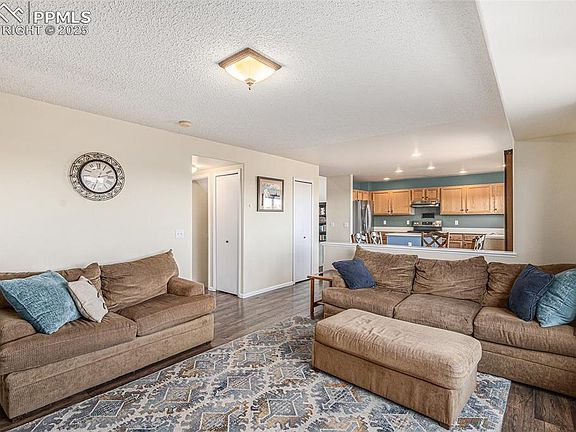 5th image of 7065 Stockwell Dr
