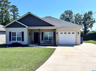 185 Reaves Dr, Munford, AL 36268
