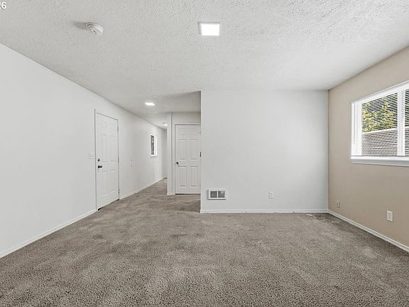 5th image of 5036 NE 57th Ave