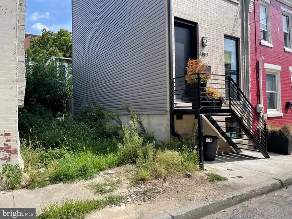 1809 Waterloo St, Philadelphia, PA 19122