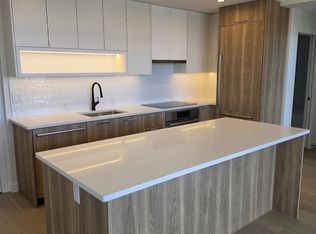 8398 Oak St #504, Vancouver, BC V6P0L9