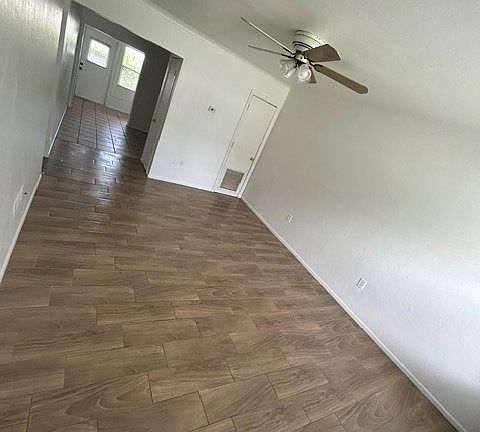 2nd image of 980 Osborne Dr #1