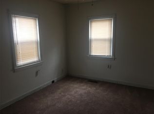 111 Oak St, Saint Albans, WV 25177