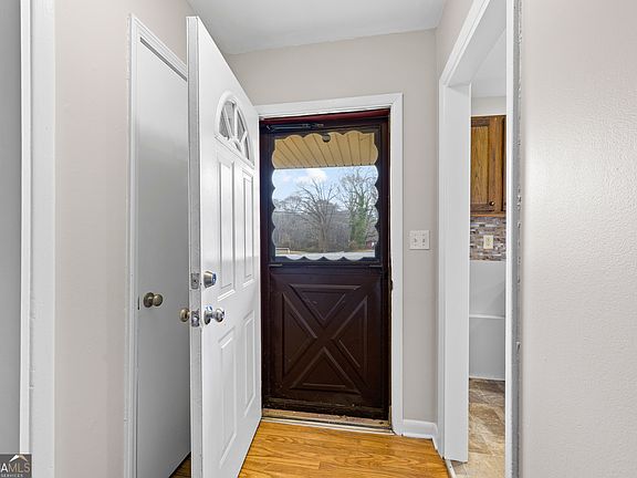 4th image of 257 Fayetteville Rd