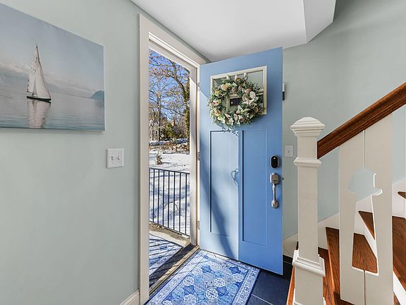 3rd image of 300 Schoolhouse Road