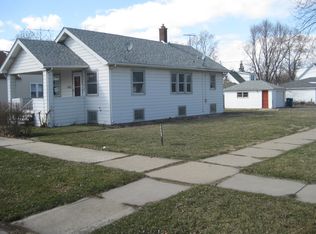 45 McKinley Ave, Steger, IL 60475