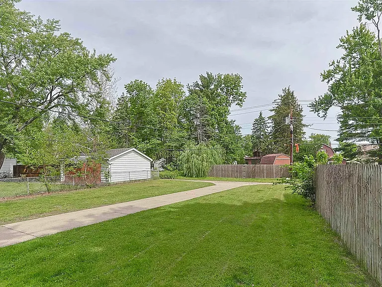 1251 E Colfax Ave — Photo 3