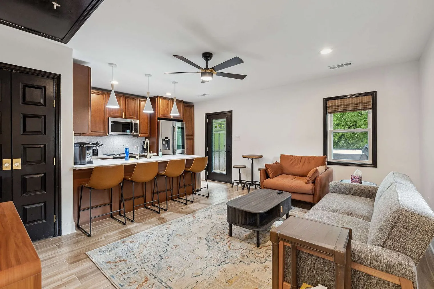 2 bed, 2.0 bath, $2,382 — Photo 1