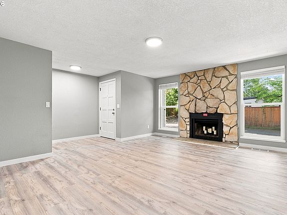 5th image of 5990 SW 170th Ave