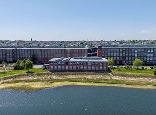 194-194 Riverside Ave #R, New Bedford, MA 02746