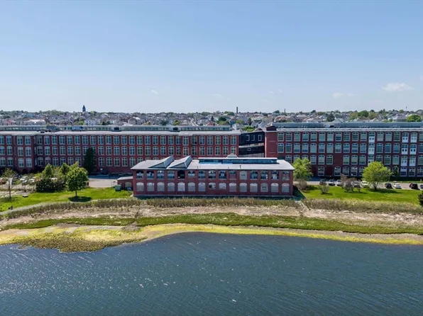 194-194 Riverside Ave #R, New Bedford, MA 02746