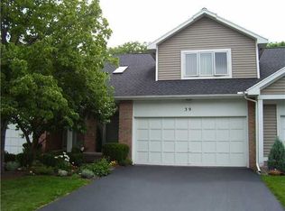 39 Chasewood Cir, Rochester, NY 14618