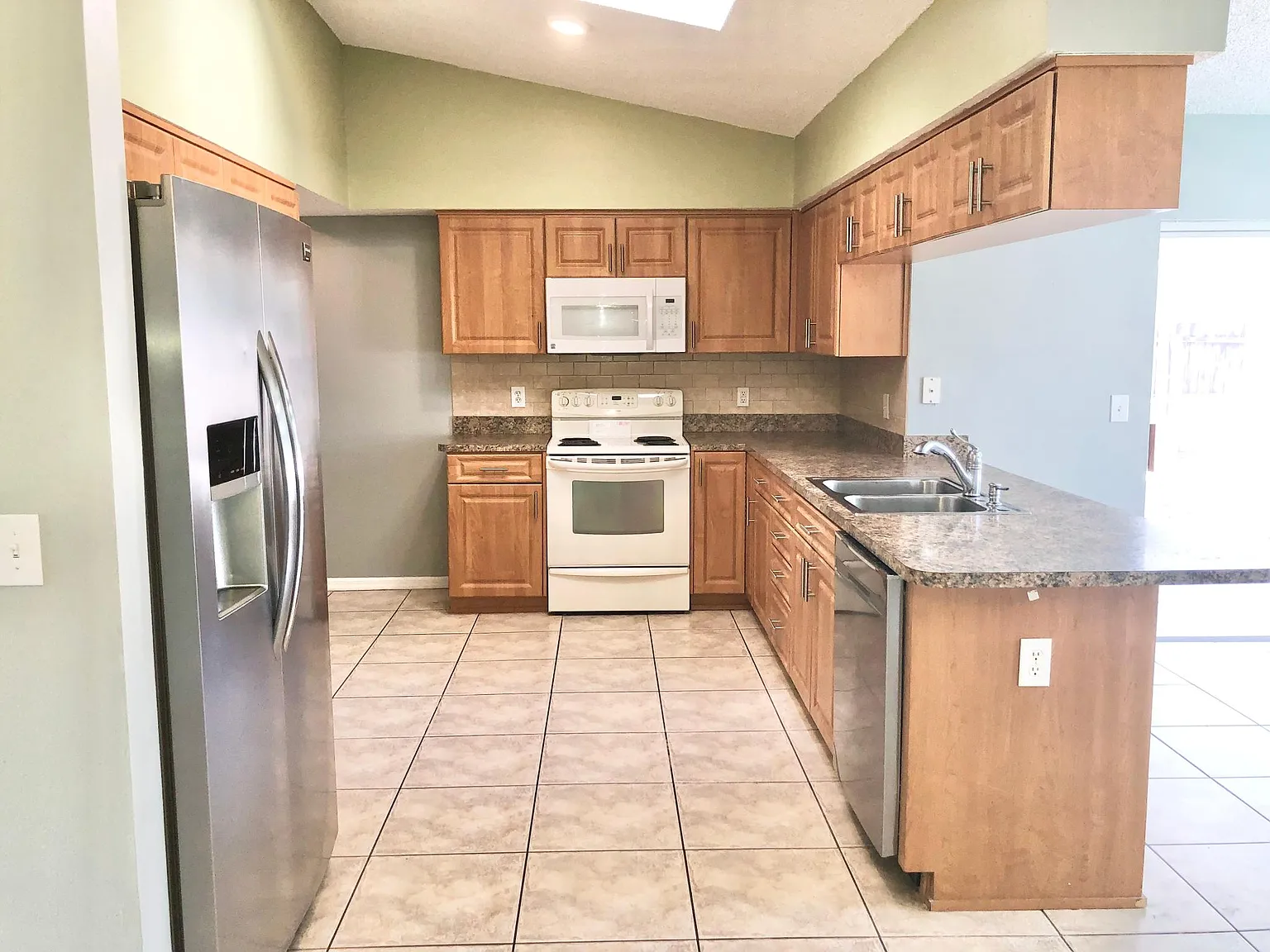 8231 Matthew Dr — Photo 3