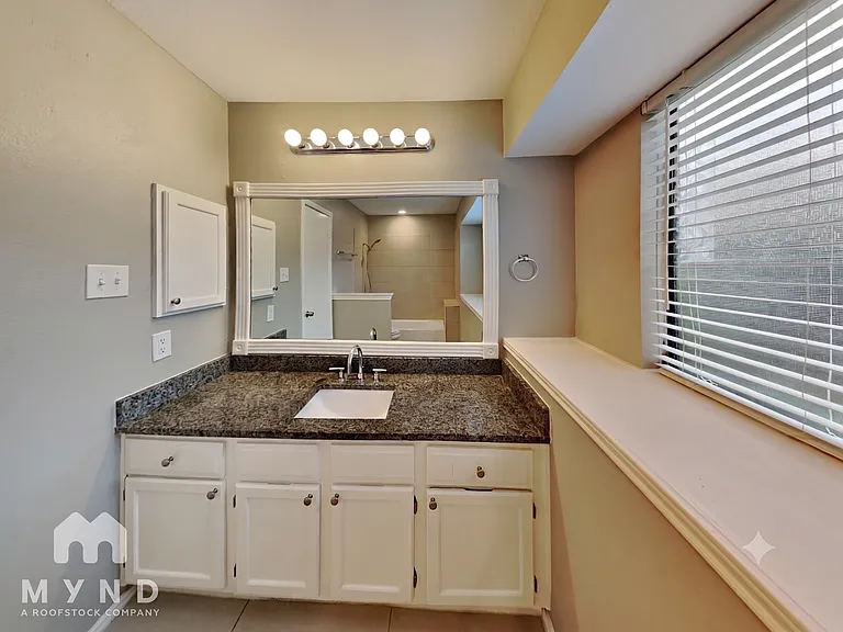 208 S Malone Rd — Photo 13