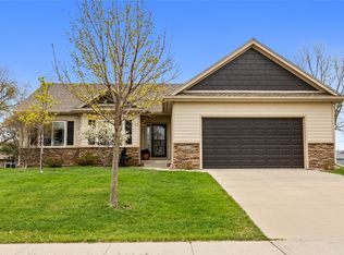 1421 Anchor Away Dr, Polk City, IA 50226